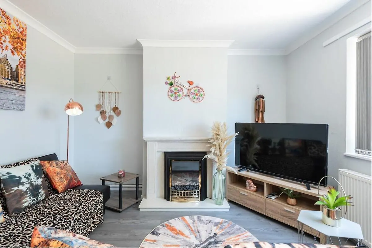 度假居 Elroi Willerby Road Boho Comfy Home 2 Bedrooms 赫尔河畔京士顿 英国